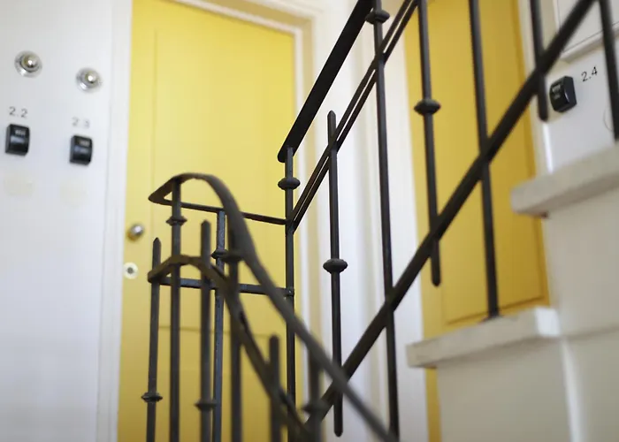 Water And Sun דירה