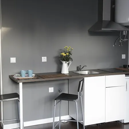 Daire Water And Sun *